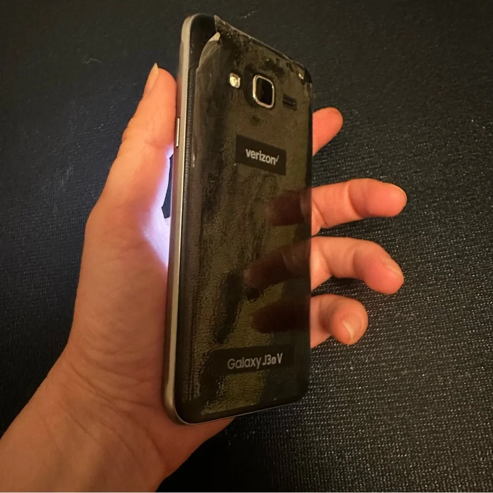 Samsung SM-J320V Galaxy J3 6V Verizon 16GB Smartphone Good Condition